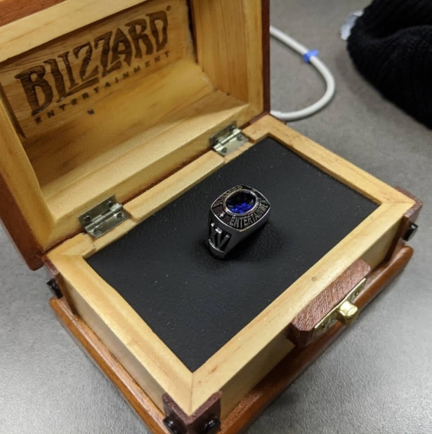 Подарки за выслугу лет в Blizzard в 2019 году